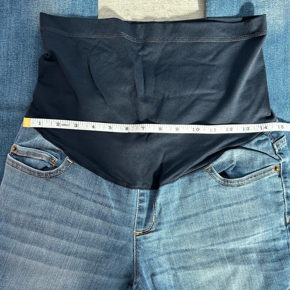 LIZ LANGE Maternity Jeans - Picture 4 of 6